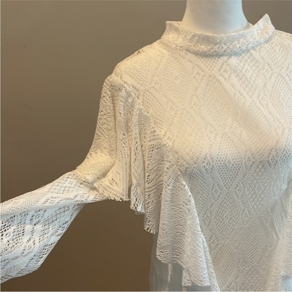 Free People White Lace Ruffle Mini Dress - Long Sleeve - GUC - Picture 2 of 8